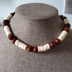 Vintage white natural large puka shell koa wood bead surfer boho necklace MCM